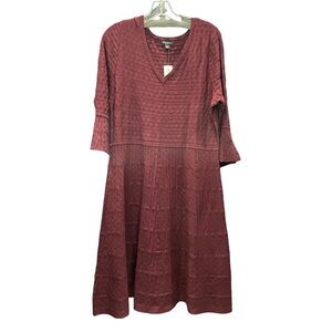 Roz & Ali Deep Burgundy Knit  V neck 3/4 length sleeve Dress